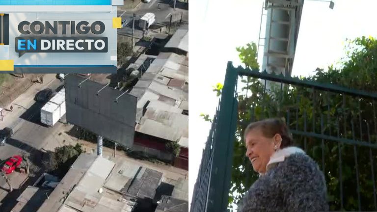 Adulta mayor vive con enorme cartel publicitario abandonado en su patio en Renca: “No han pagado nada”