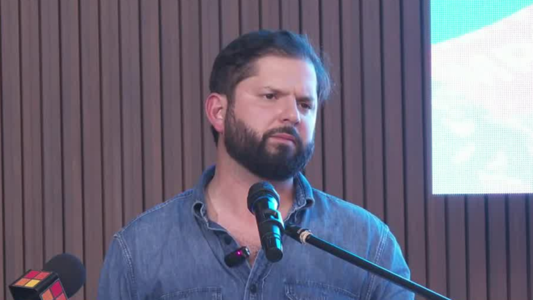 Oposición denunció intervencionismo electoral por parte del presidente Gabriel Boric