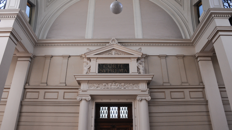 Suprema aprueba pedir extradición a Israel de exjueza por sustracción de menores en dictadura