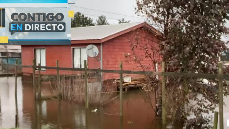 Vivienda de adulto mayor terminó inundada tras intensas lluvias en Puerto Montt