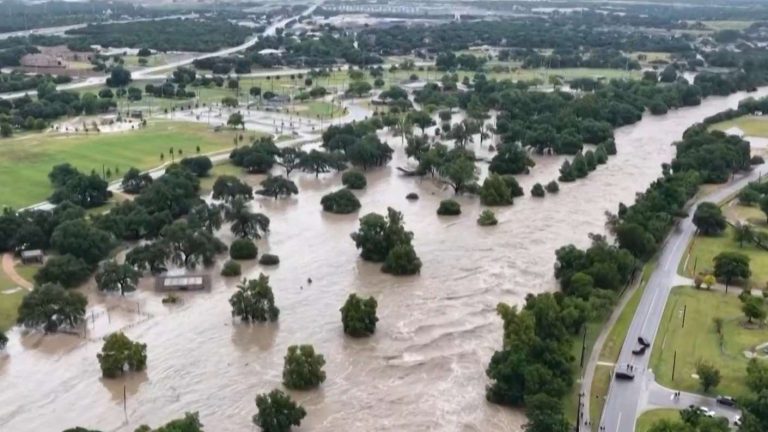 Estados Unidos: Graves inundaciones en el estado de Texas dejan al menos 70 personas fallecidas