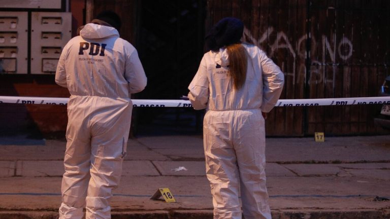 Mujer fue asesinada en plena vía pública en Puerto Montt: Adolescente confesó el crimen