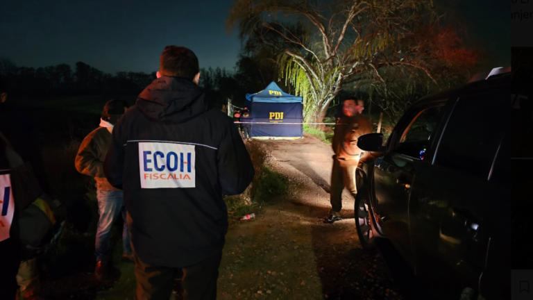 Transeúnte encontró cadáver en plena vía pública en Lampa: Cuerpo presenta impactos de bala