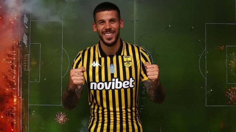 Futbolista fue mordido en los genitales por un perro: Tuvo que ser hospitalizado en Grecia