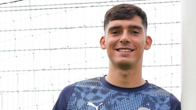 Buscando rodaje: Vicente Reyes vuelve a salir a préstamo y ya tiene nuevo club