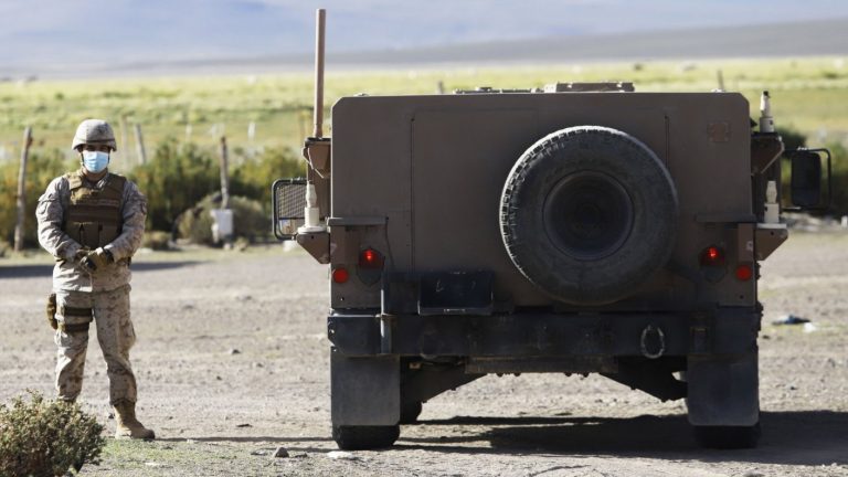 Ovoides al interior de un termo de comida: Lo que se sabe del hallazgo de droga al interior de unidad militar en Colchane