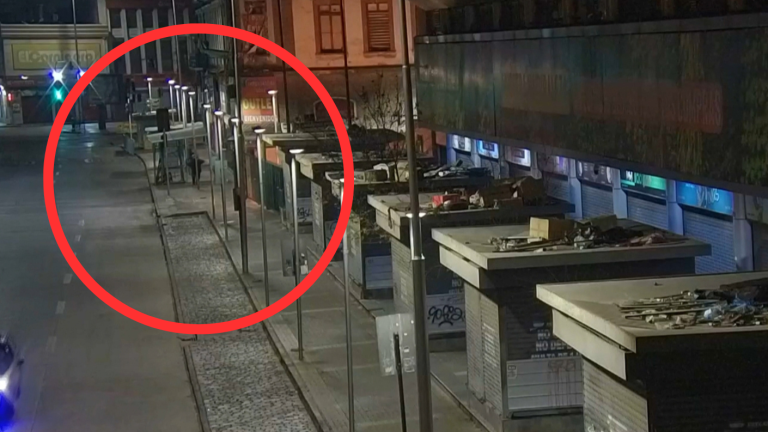 VIDEO | Desconocidos lanzan bombas molotov a inspectores municipales en Meiggs