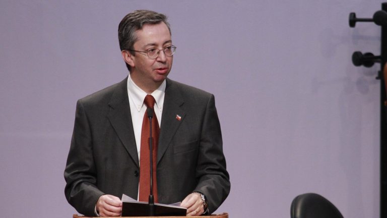 Muere a los 60 años el economista Tomás Flores, exsubsecretario del primer gobierno de Piñera