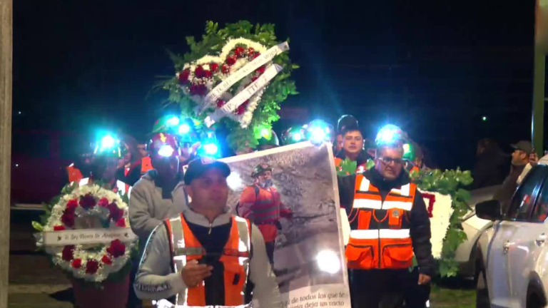 Homenajes y muestras de cariño: La emotiva despedida de los trabajadores de la tragedia de El Teniente