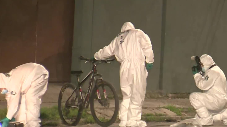 Ciclista fue asesinado en La Pintana: Desconocidos dispararon más de 30 tiros
