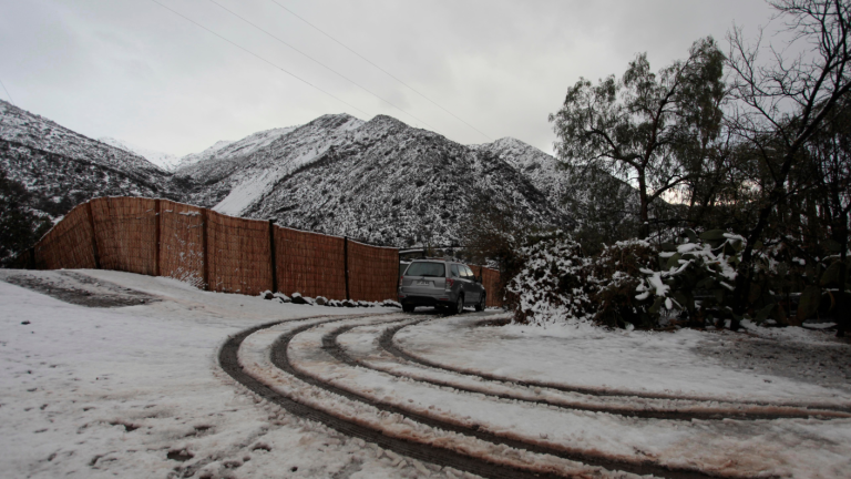 Pronóstico de nieve para Santiago: ¿Dónde y a qué hora nevará este viernes 22 de agosto?