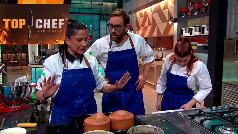 ¡El bizcocho de la discordia! Desacuerdo en técnicas puso en aprietos al equipo azul de Top Chef