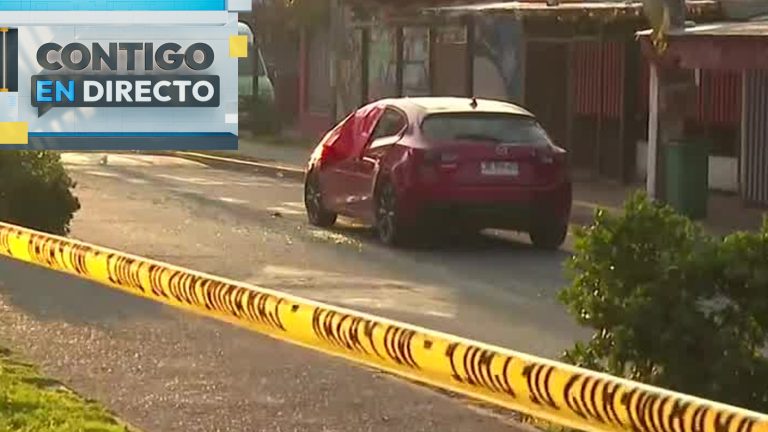 Un muerto y dos heridos dejó tiroteo en La Pintana: Sujetos dispararon 80 veces contra vehículo