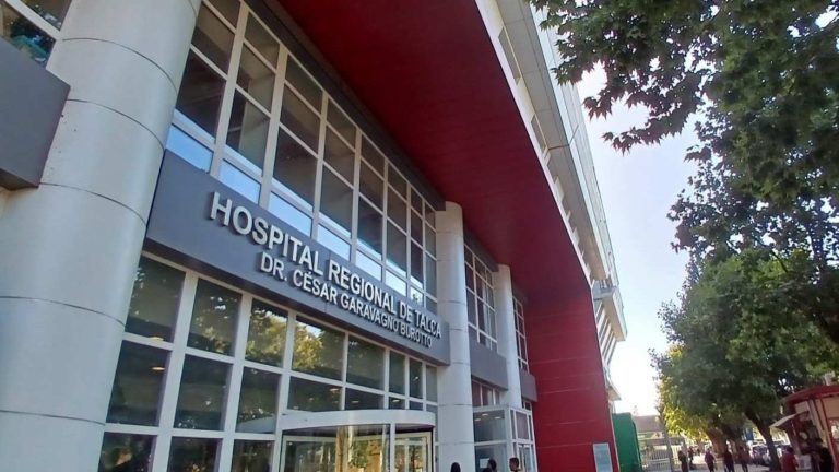 Padres lo llevaron al hospital: Conmoción por muerte de lactante de 1 mes en Talca