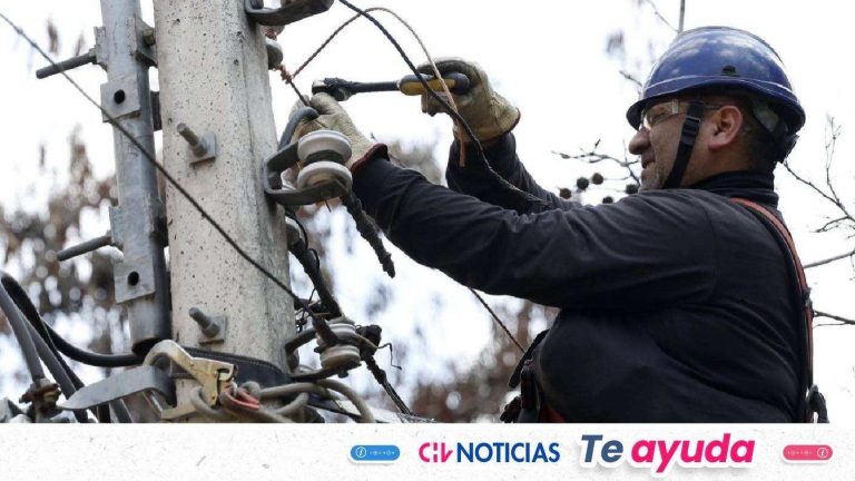 Anuncian cortes de luz en 14 comunas para hoy miércoles 6 de agosto: Revisa los horarios confirmados