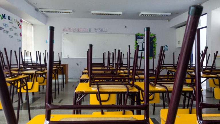 Alumna denuncia violación dentro de sala de clases en Quilleco: Imputado fue formalizado