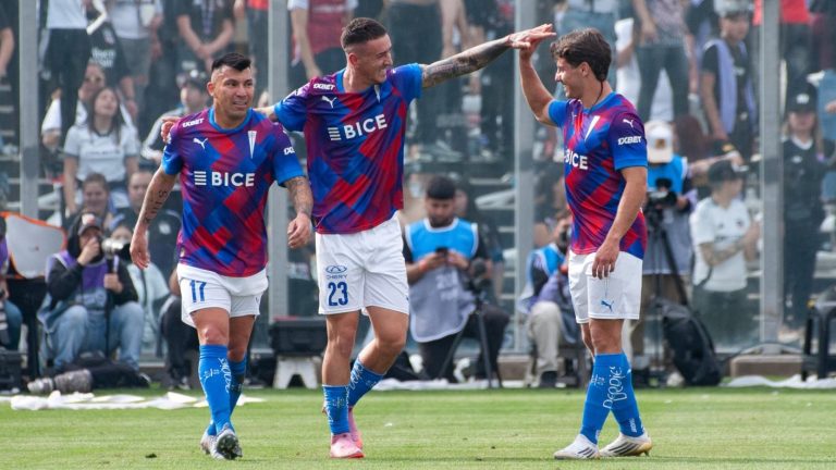 Universidad Católica sorprendió con contundente goleada a Colo Colo en el Monumental