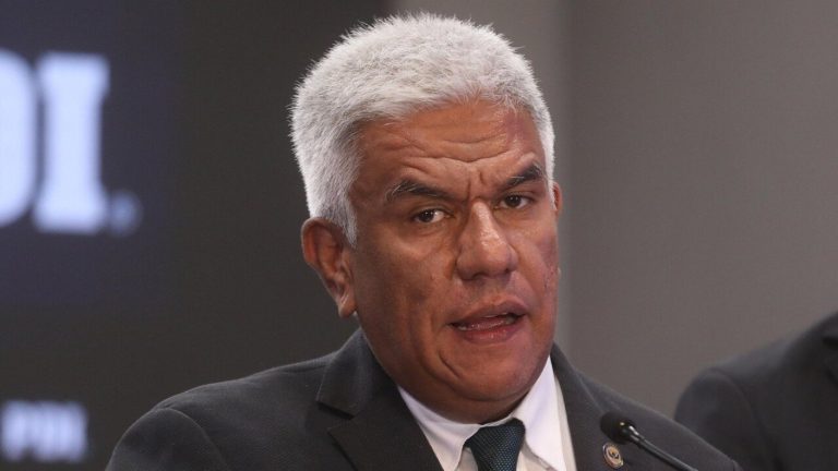 Fiscal Occidente Marcos Pastén sufrió encerrona en Pedro Aguirre Cerda: Estaba con su familia