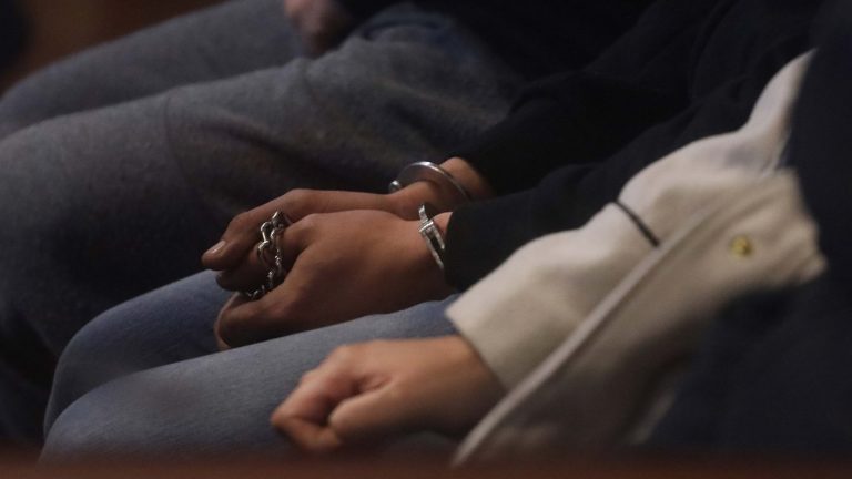 Detienen a inspector acusado de violar a niña de 6 años en colegio de Villa Alemana