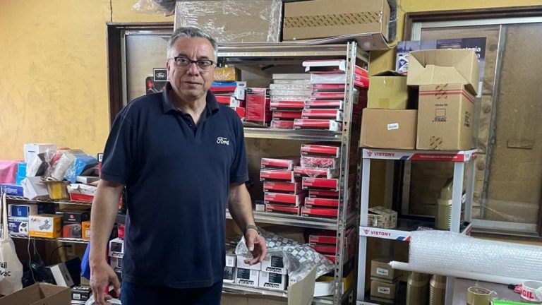 De quedar cesante a generar millones en Mercado Libre: La historia de Manuel Cossio que inspira el eCommerce en Chile