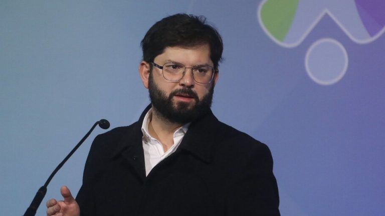 Proyecto de Ley que afectaba solo al pdte. Boric avanza en el Congreso con importante cambio