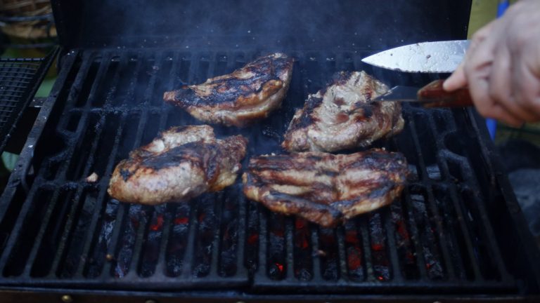 Fiestas Patrias sin gastar de más: ¿Qué cortes y qué tipo de asado son los más convenientes?
