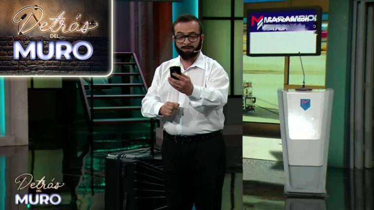 ¿No lo conocieron? Presidente tuvo problemas para pasar la seguridad en el Aeropuerto de El Muro