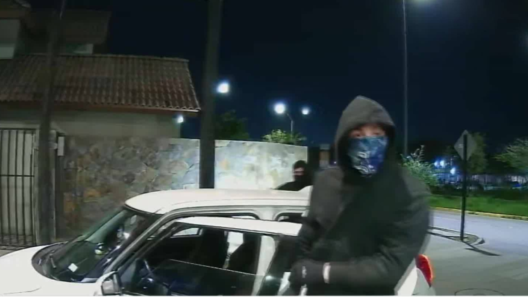 Conserje fue amarrado y retenido por sujetos que intentaron un turbazo en condominio de Lampa