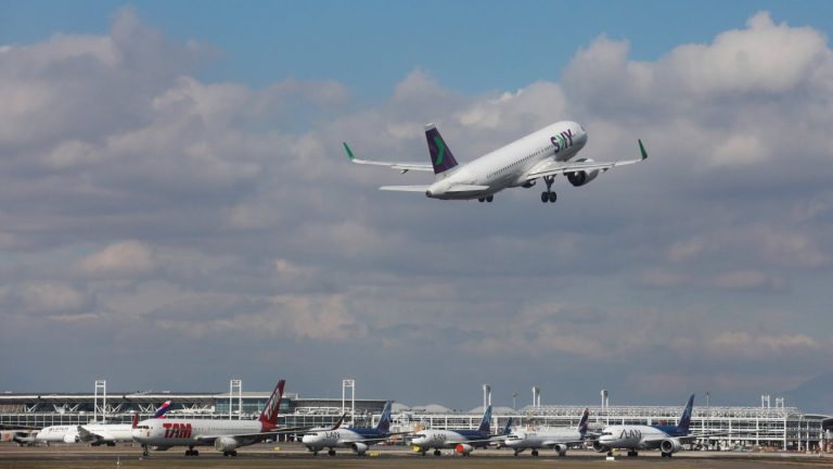 “Aparece de la nada”: Revelan maniobra clave de piloto para evitar accidente fatal en Chiloé