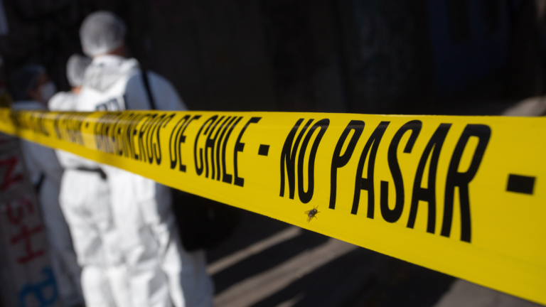 Conmoción en Coquimbo: Mujer es asesinada con disparo en la cabeza frente a su hijo de 10 años