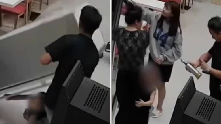 VIDEO | Niña se salva de ser aplastada por refrigerador tras colgarse de su puerta