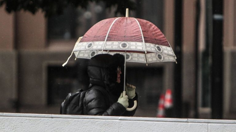 Para HOY domingo: Emiten aviso por tormentas eléctricas en la RM, O'Higgins y Maule