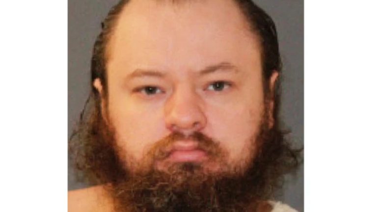 Ejecutan a hombre que torturó y mató a la guagua de su pareja en un 'exorcismo'