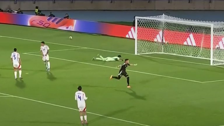 Tahiel Jiménez anotó para México: Los aztecas dieron el primer golpe ante La Roja