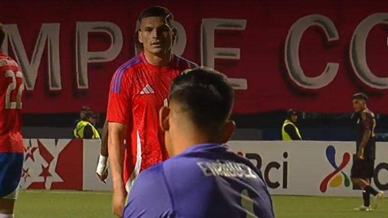 ¡Se lo perdió Cepeda! El atacante de Colo Colo tuvo el primero de La Roja ante Perú