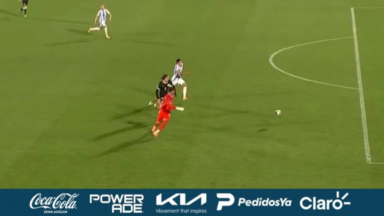 El blooper del Mundial Sub 20: Arquero de Argentina regaló insólito gol a Australia
