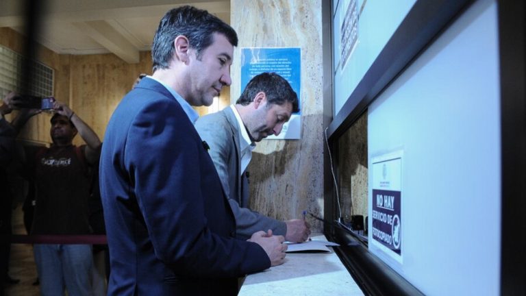 UDI recurre a Contraloría por “intervención electoral” en cadena nacional: Pdte. Boric respondió