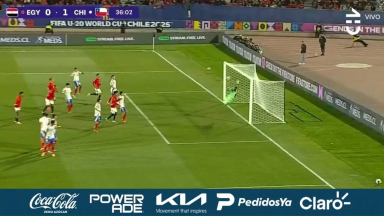 Se salvó Chile: El palo evitó el empate de Egipto tras un certero tiro libre