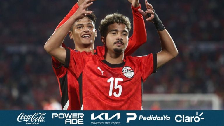 De pelea entre los pateadores a golazo: El tiro libre de Egipto que generó tenso final ante Chile