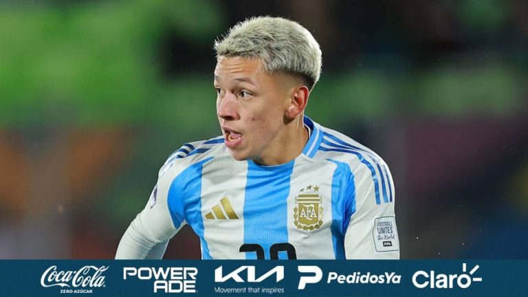 Canchero: Suplente de Argentina se burla de Chile tras pifias de hinchas en Mundial Sub 20