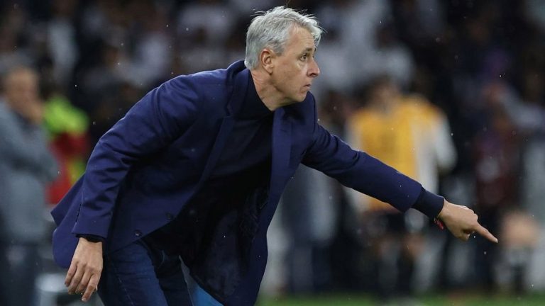 “Exijo una explicación”: Hinchas de la UC reaccionan a gran momento de Tiago Nunes en la Libertadores