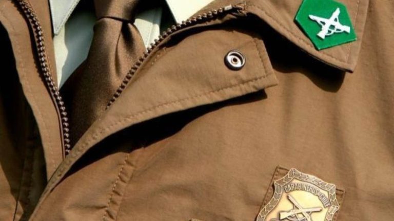 Hombre apuñaló a su ex pareja en plena vía pública en La Florida: Tenía orden de alejamiento