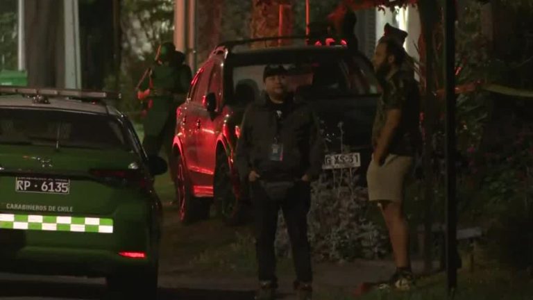 “Problemas de índole familiar”: Surgen nuevos antecedentes tras hallazgo de cuerpos en La Reina