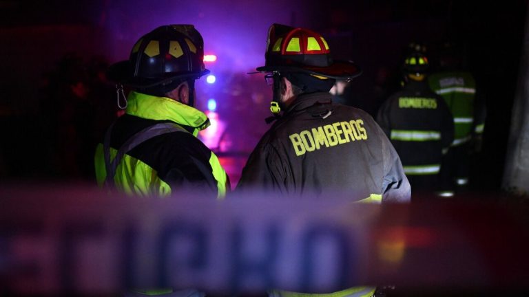 Declaran alerta roja por incendio en Monte Patria: Reportan “velocidad de propagación extrema”