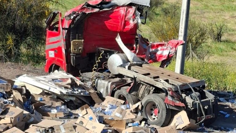 Reportan grave accidente de tránsito en Ruta 5 Norte: Habría al menos dos muertos