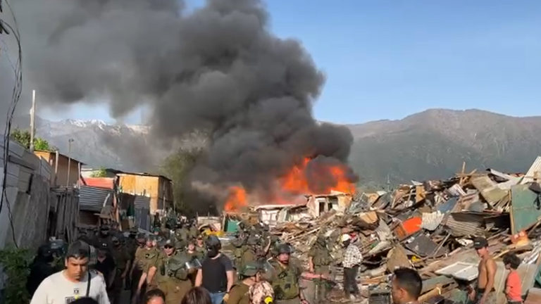 Reportan gran incendio que afecta a toma Dignidad en La Florida