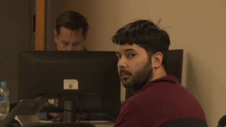 Arriesga más de 35 años de cárcel: Comienza juicio a chileno por femicidio contra novia argentina