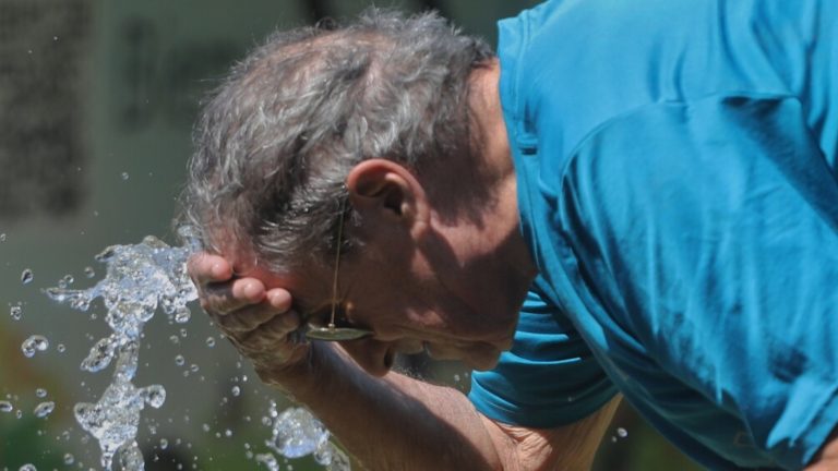 ¡Atención, veranistas! Pronostican retorno del calor con altísimas temperaturas en Santiago