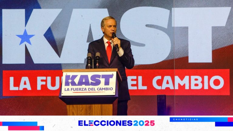 “Esta noche Chile sí despertó”: El mensaje de Kast tras pasar a segunda vuelta en las Elecciones 2025