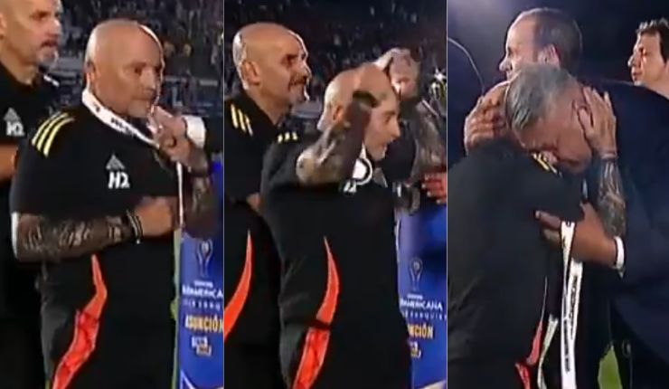 El llamativo gesto de Jorge Sampaoli tras agónica derrota en final de la Copa Sudamericana